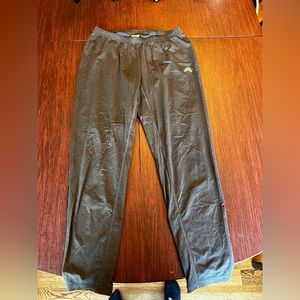 Tracksmith session pants. Size large gray